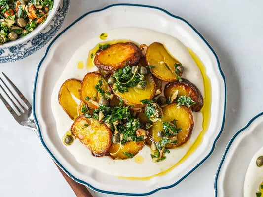 Knusprige Kartoffeln mit Kräutersalsa