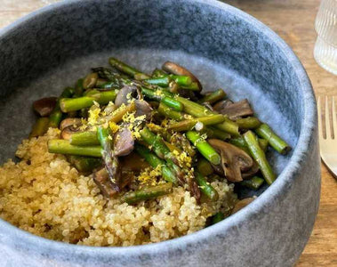 Quinoa with green asparagus, mushrooms, and capers